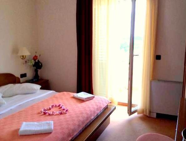 Hotel Conte โพรไมนา ภายนอก รูปภาพ