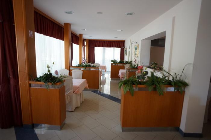 Hotel Conte โพรไมนา ภายนอก รูปภาพ